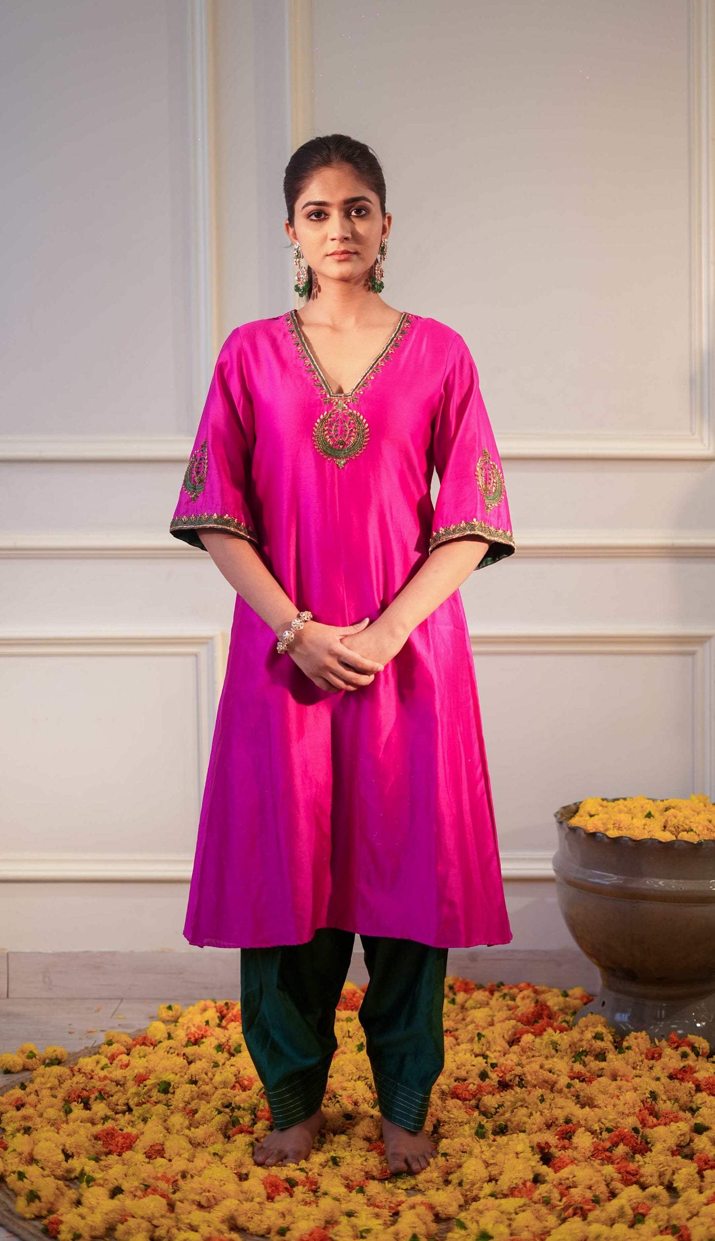 Chaand Pink kurta Set