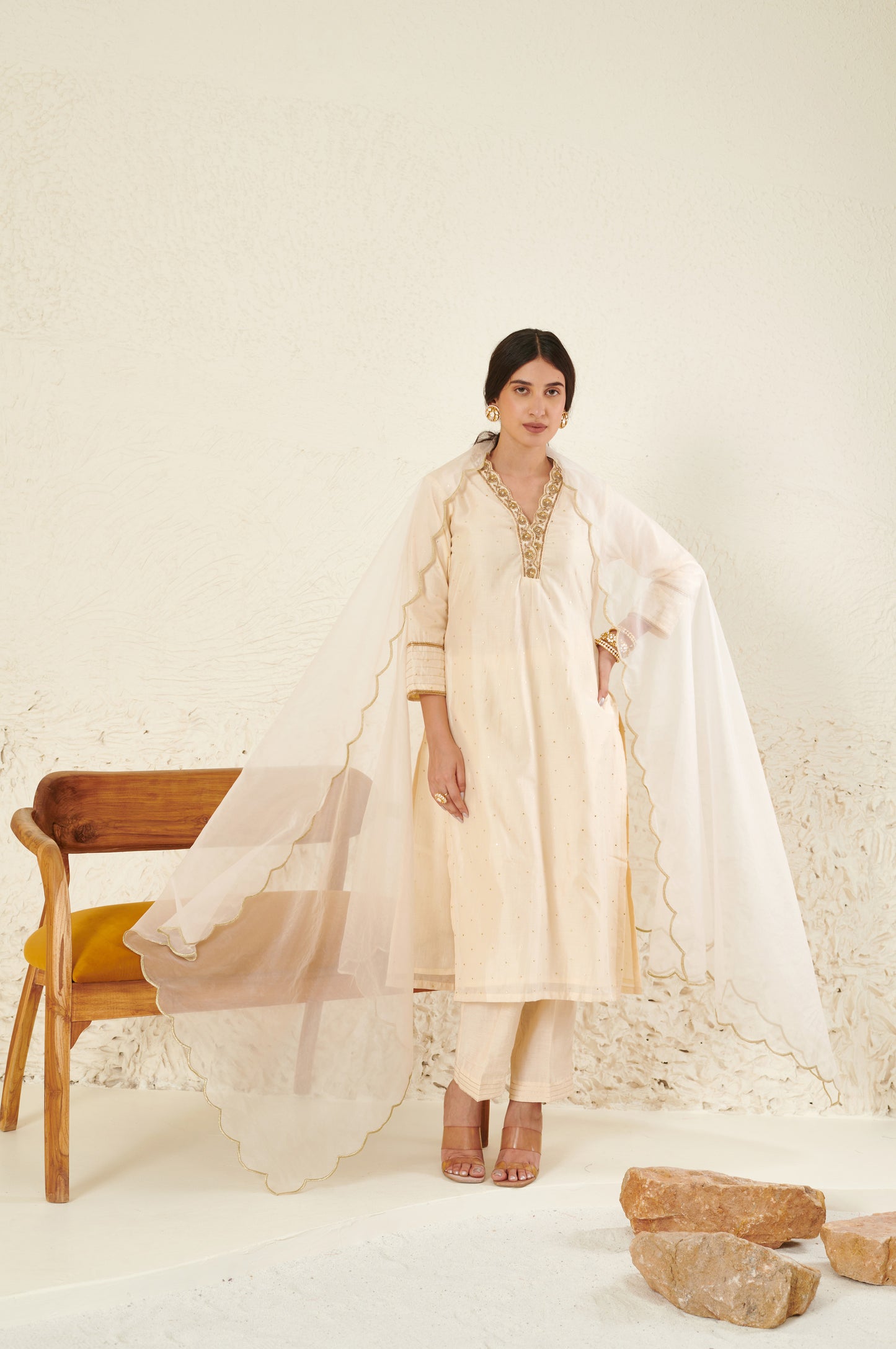 Tara Ivory Kurta Set