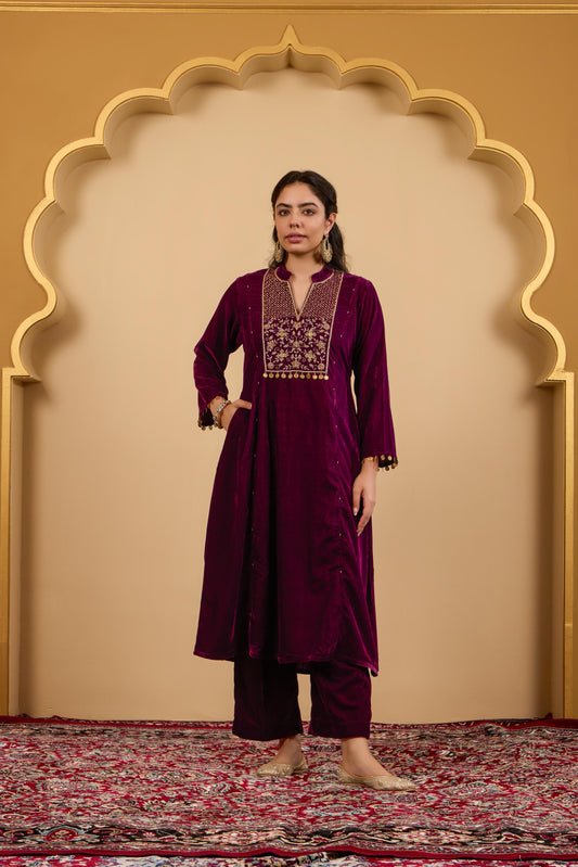 Maroon Yoke Kurta Set