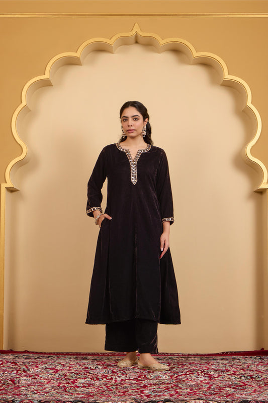 Black Mirror Kurta Set