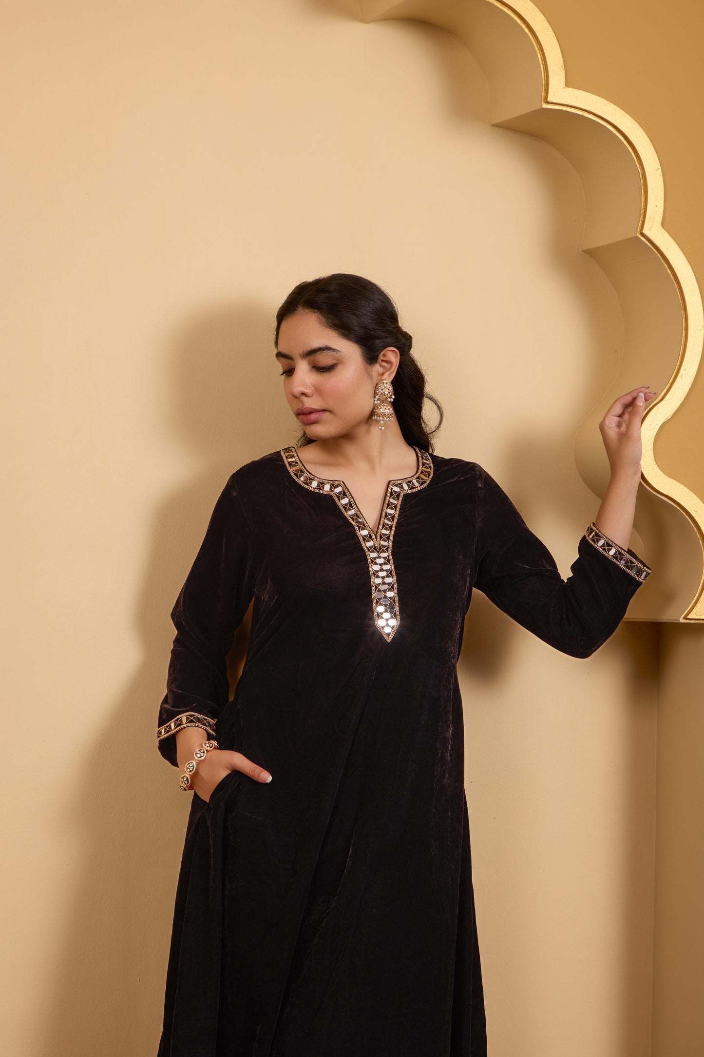Black Mirror Kurta Set